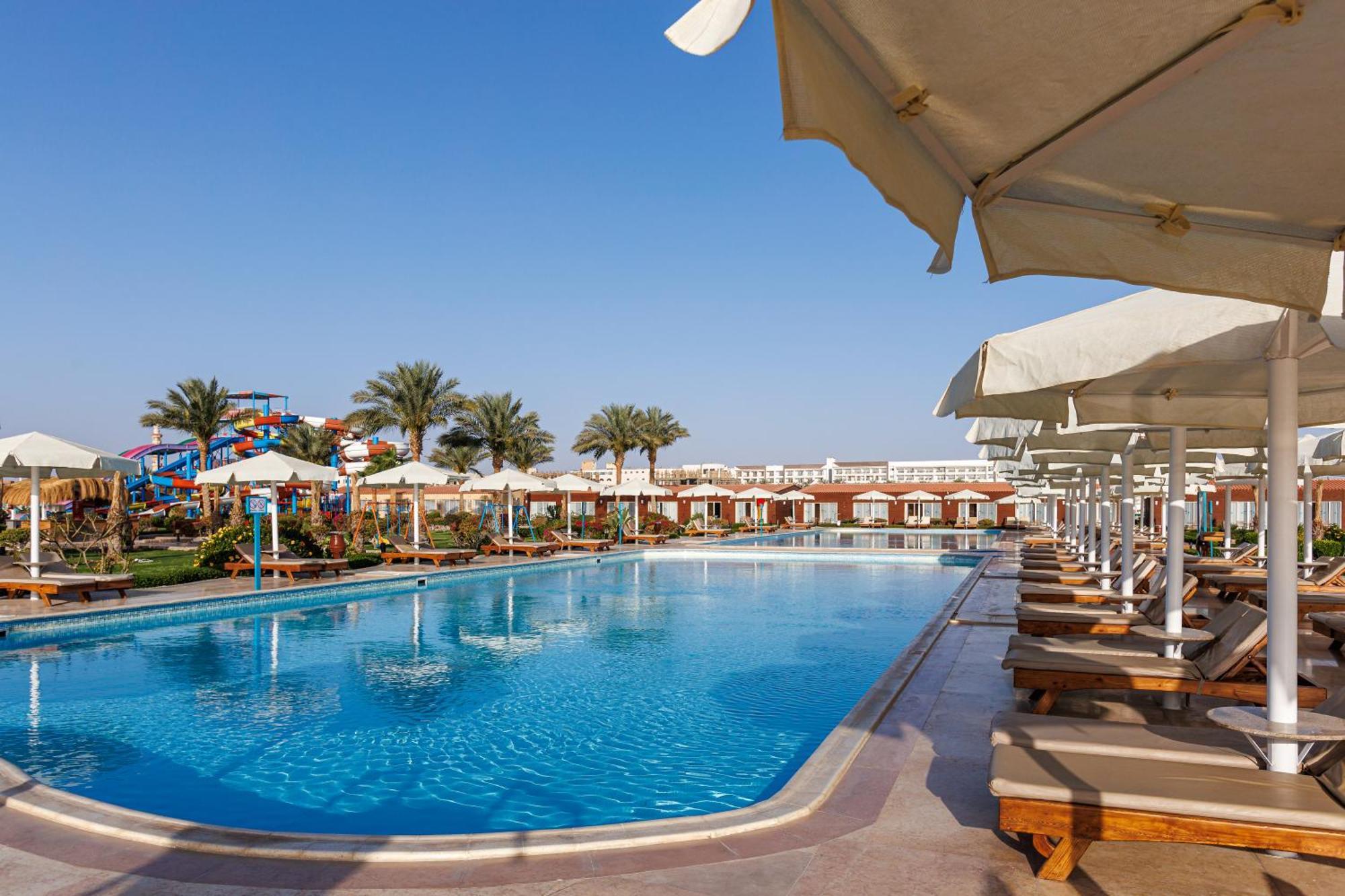 Resort Sunrise Alora Aqua Park 4*
