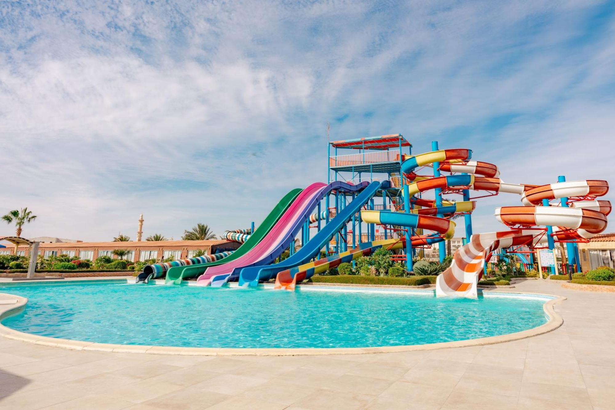 Resort Sunrise Alora Aqua Park 4*